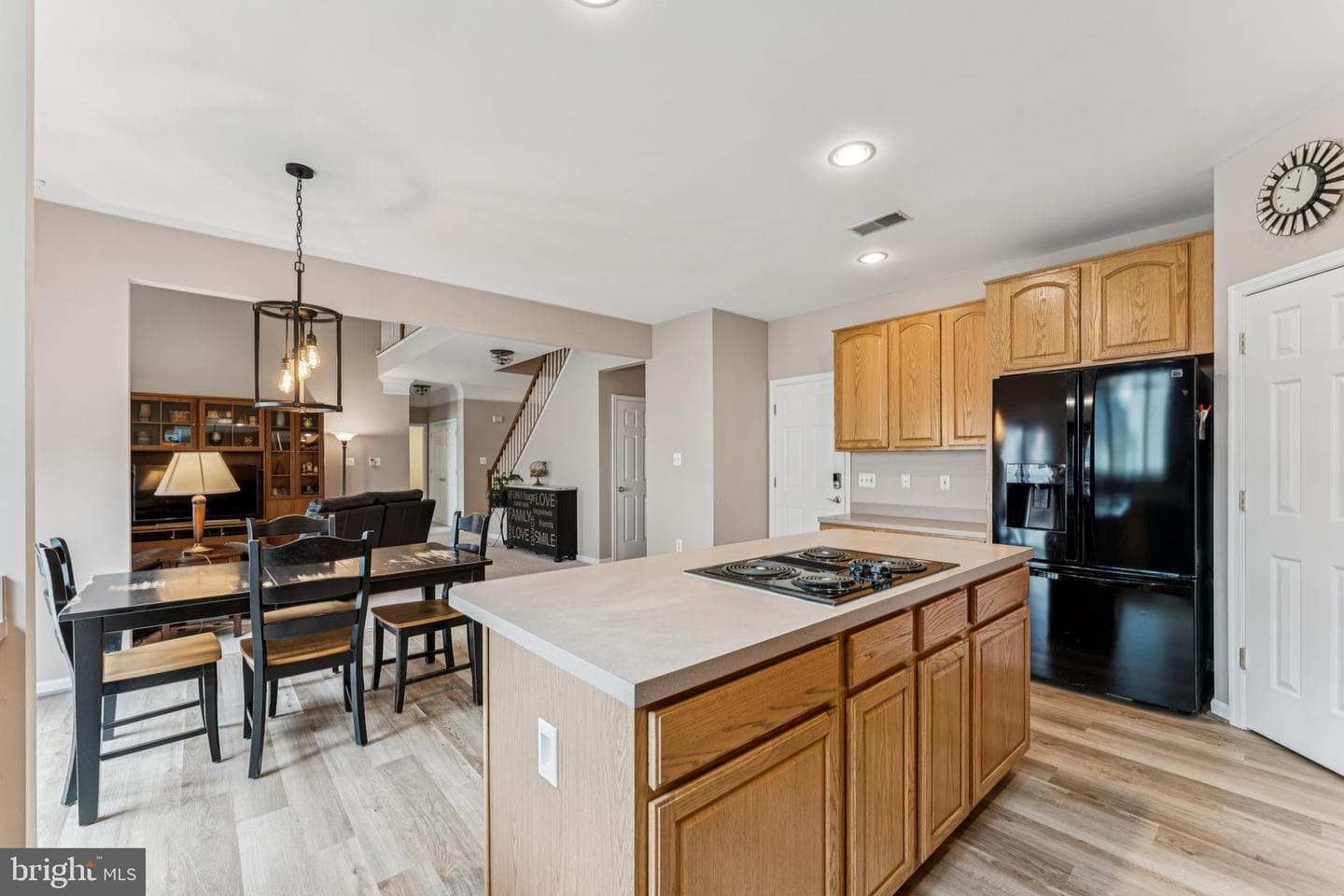 18423 Thundercloud Road photo 18