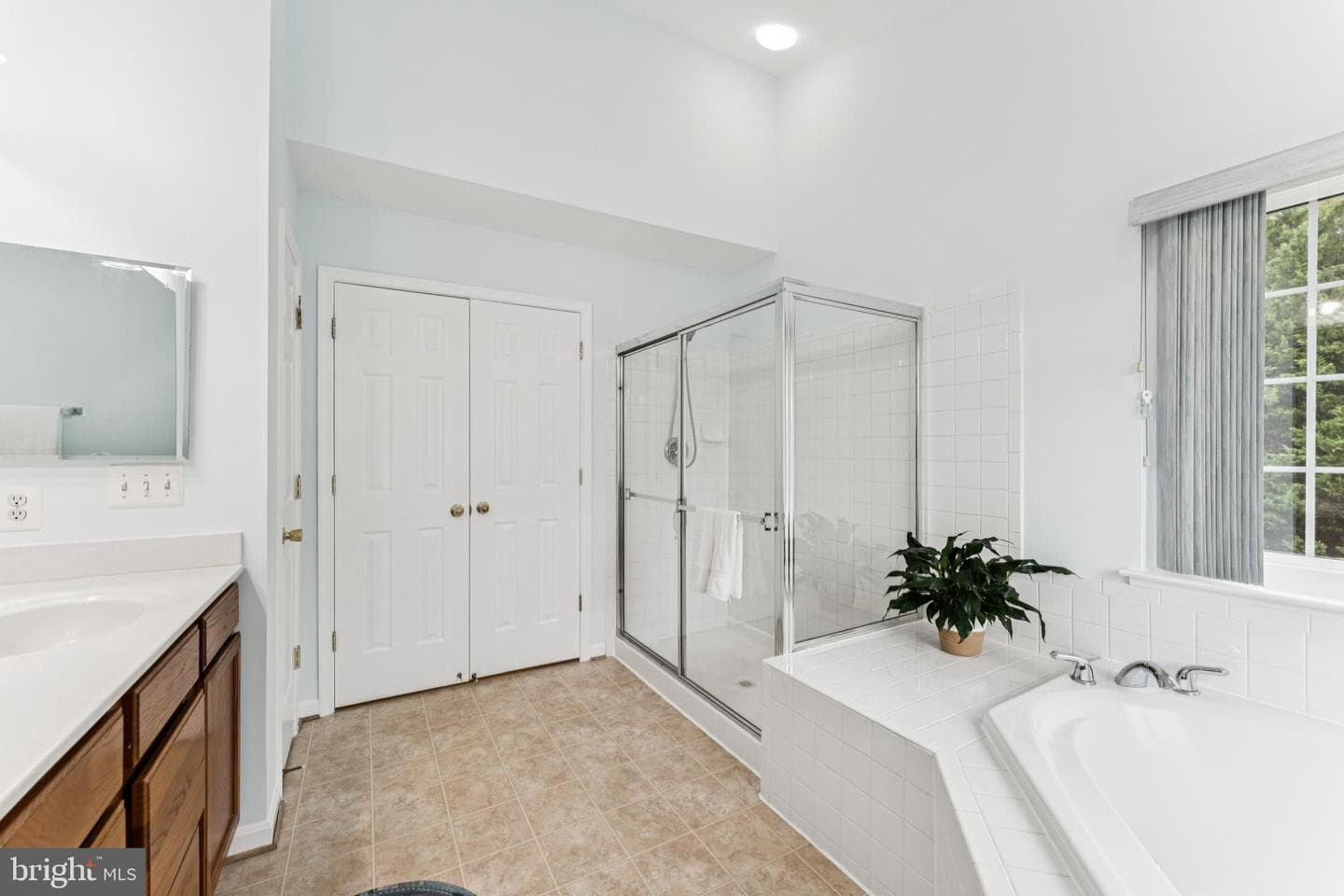 18423 Thundercloud Road photo 32