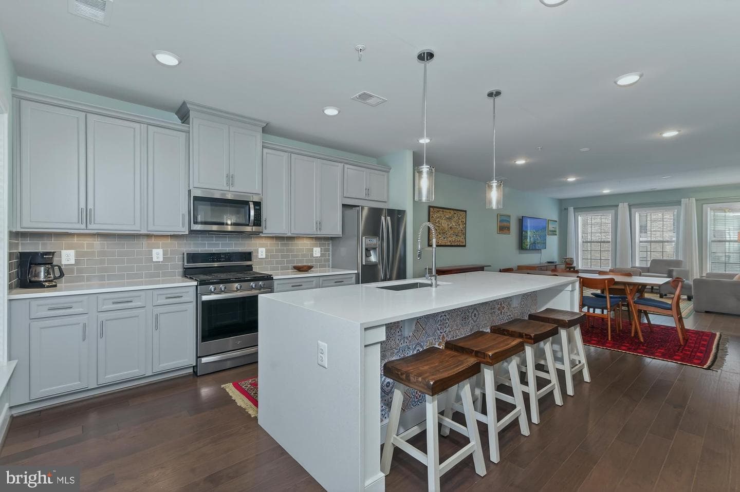 819 Rockwell Avenue #819 photo 12