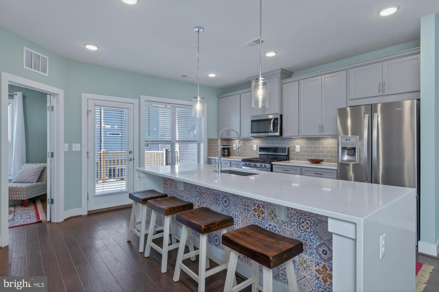 819 Rockwell Avenue #819 photo 16
