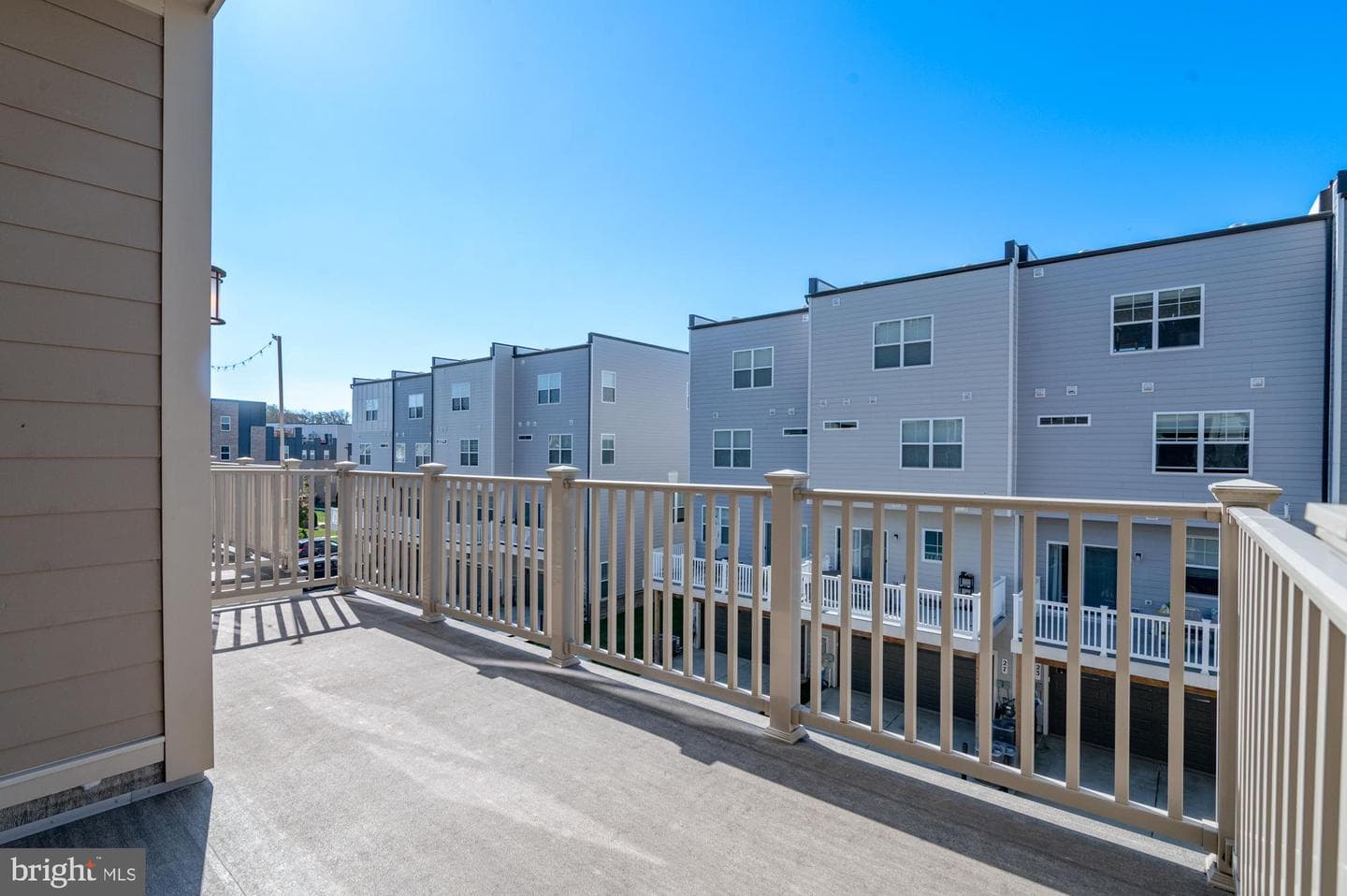 819 Rockwell Avenue #819 photo 19