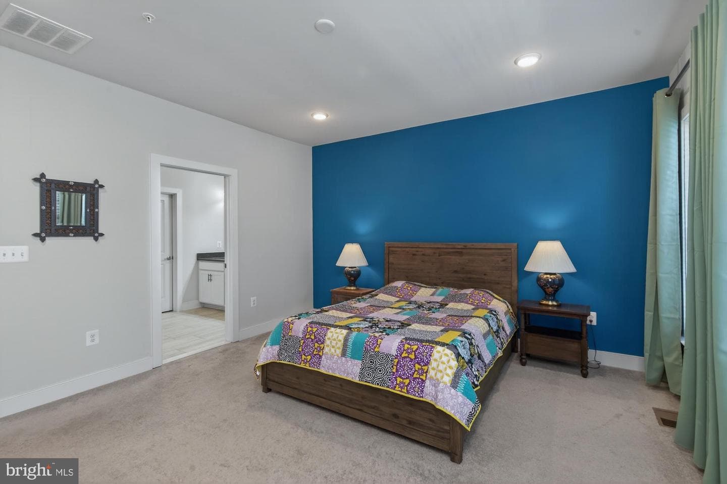 819 Rockwell Avenue #819 photo 25