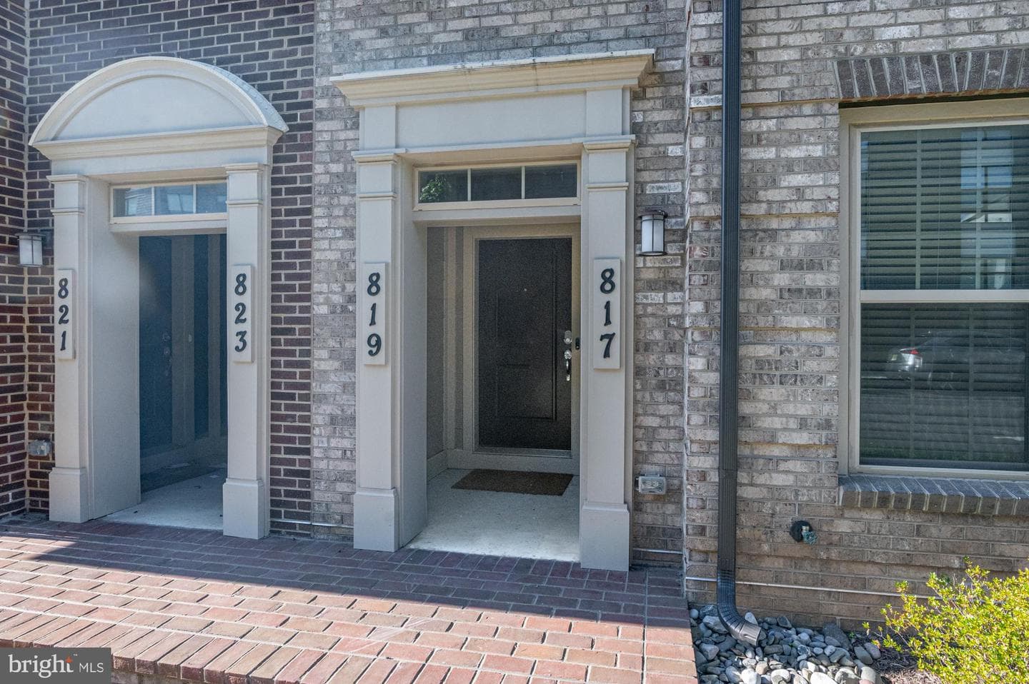 819 Rockwell Avenue #819 photo 3