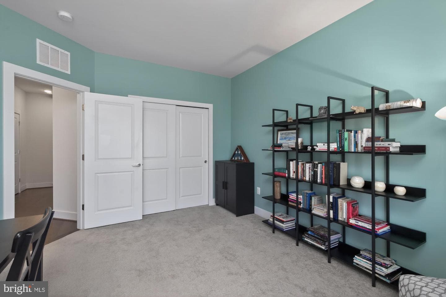 819 Rockwell Avenue #819 photo 32
