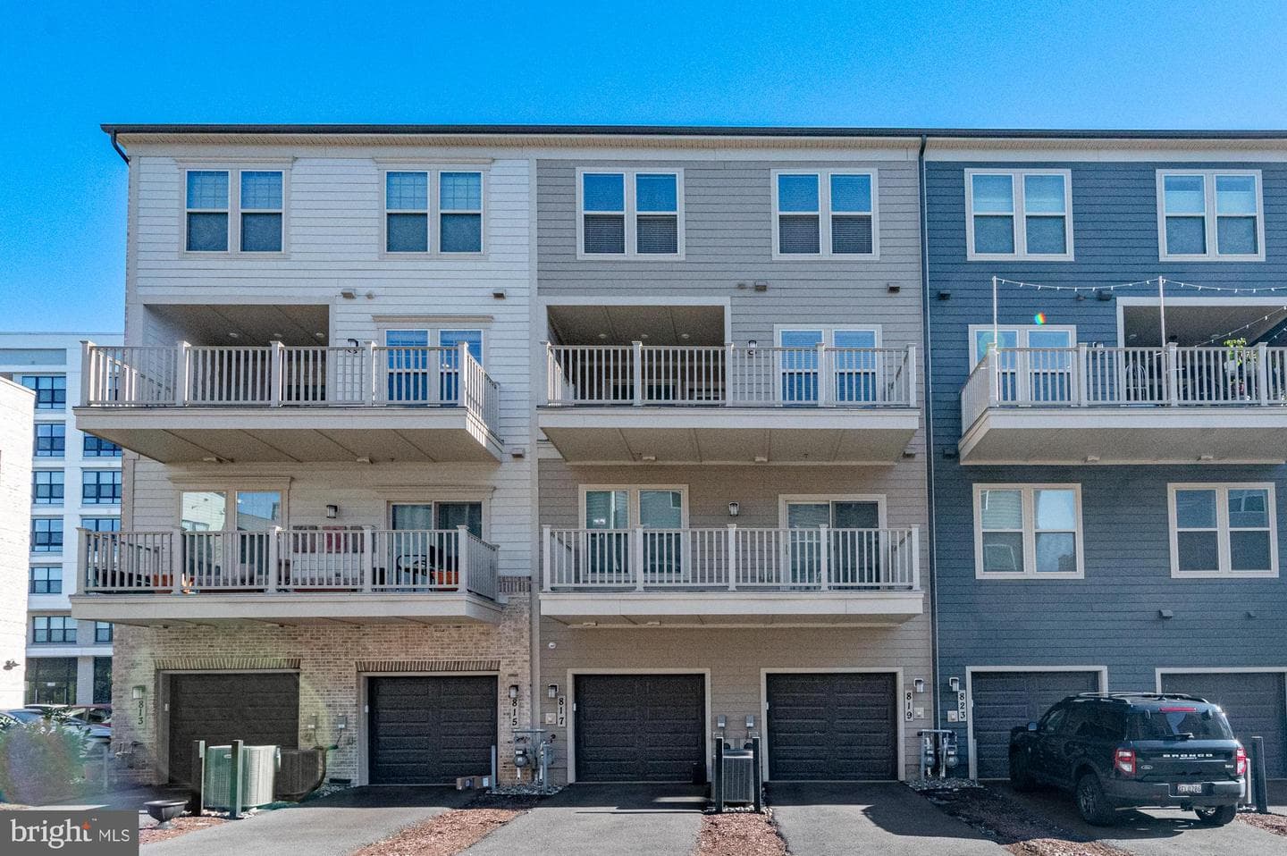 819 Rockwell Avenue #819 photo 37