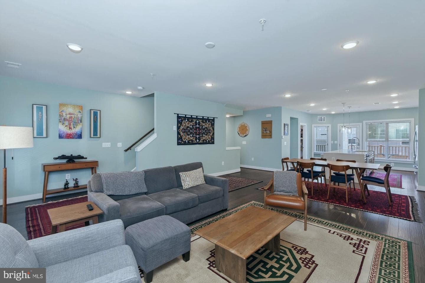 819 Rockwell Avenue #819 photo 5