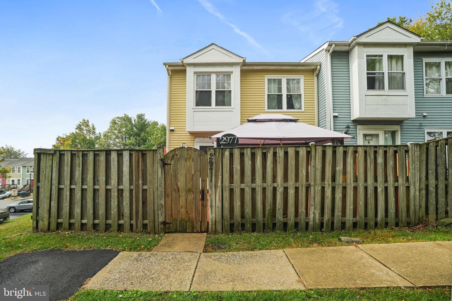 2971 Shepperton Terrace photo 3