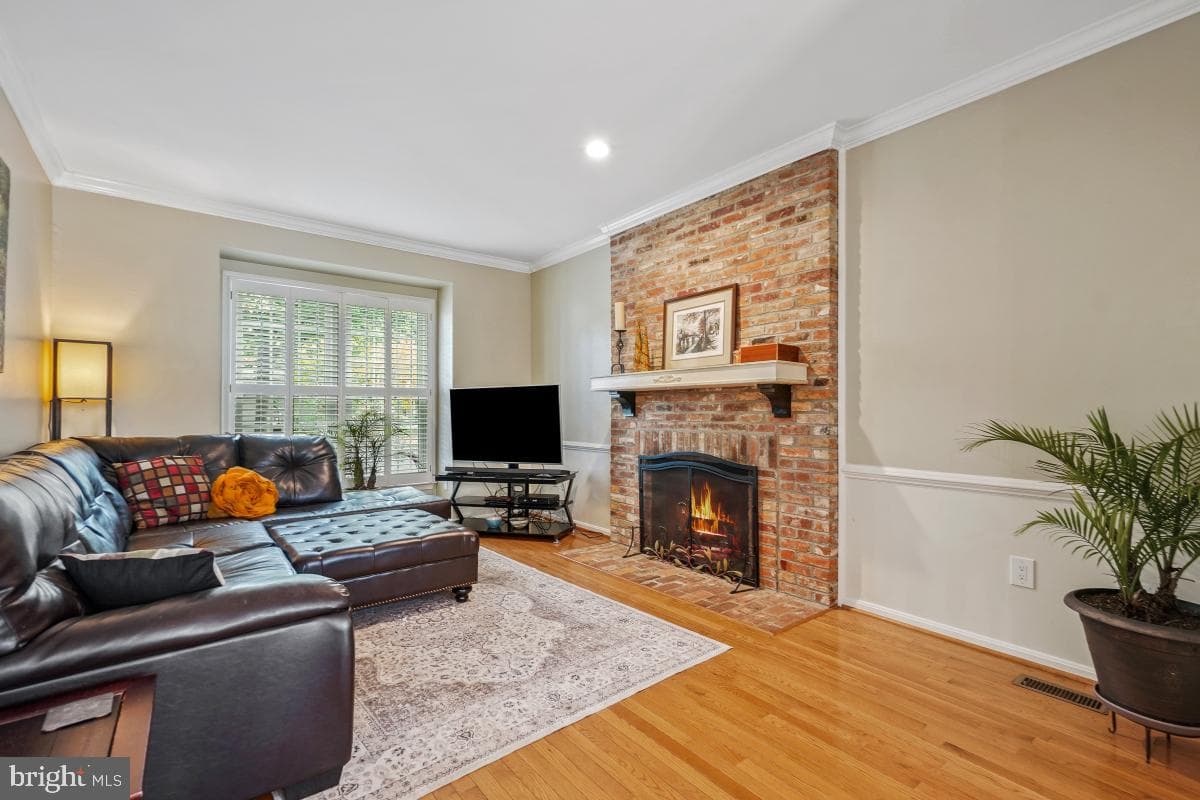 19906 Silverfield Drive photo 25