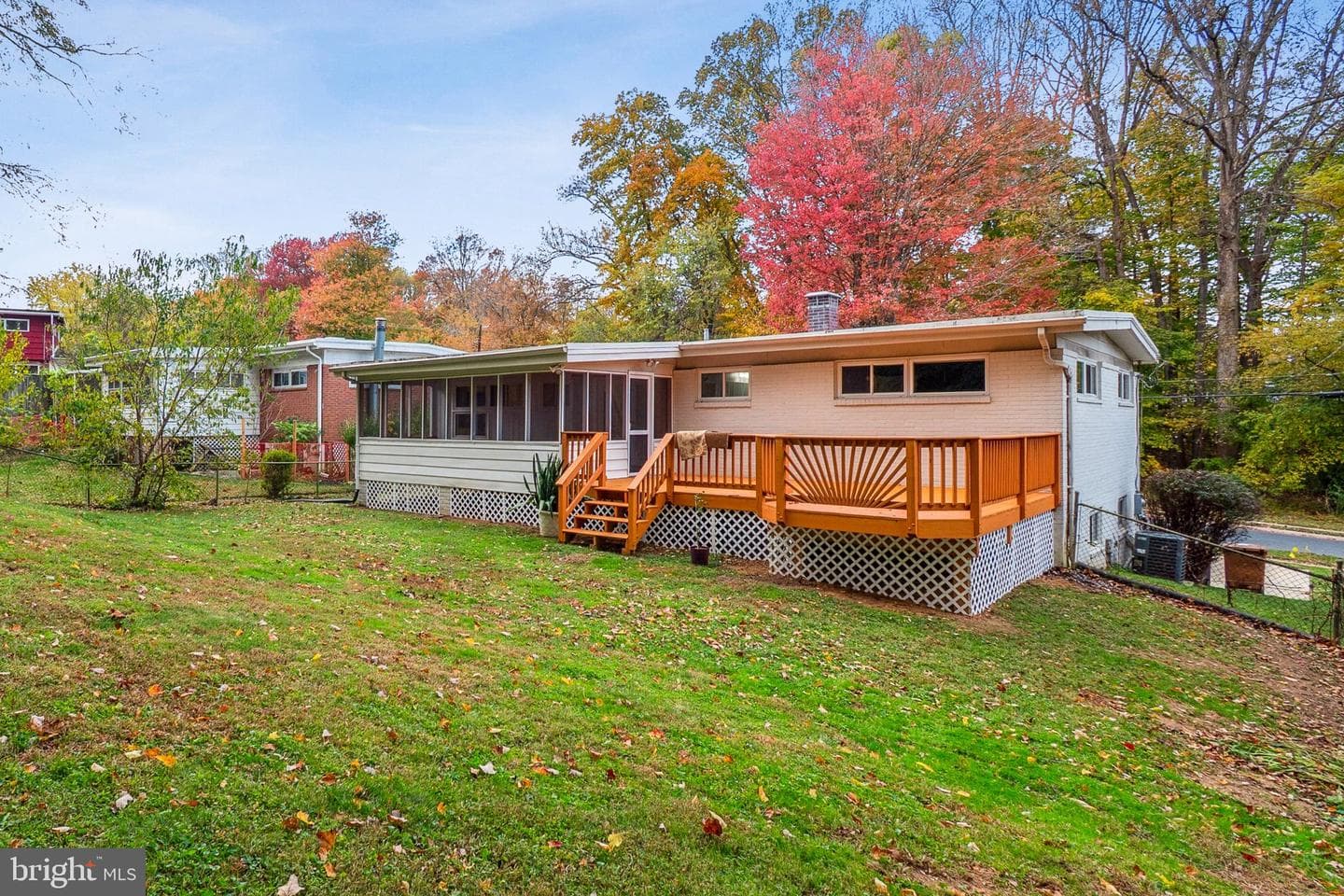 605 Linthicum Street photo 25