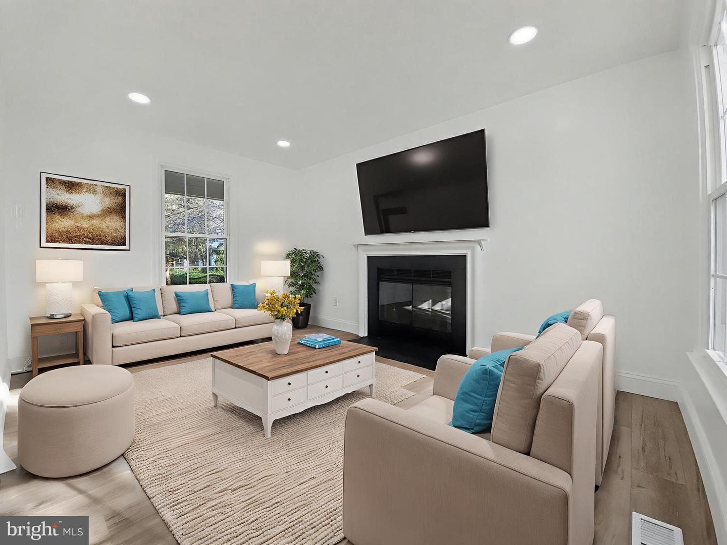 8500 Hawk Run Terrace photo 4