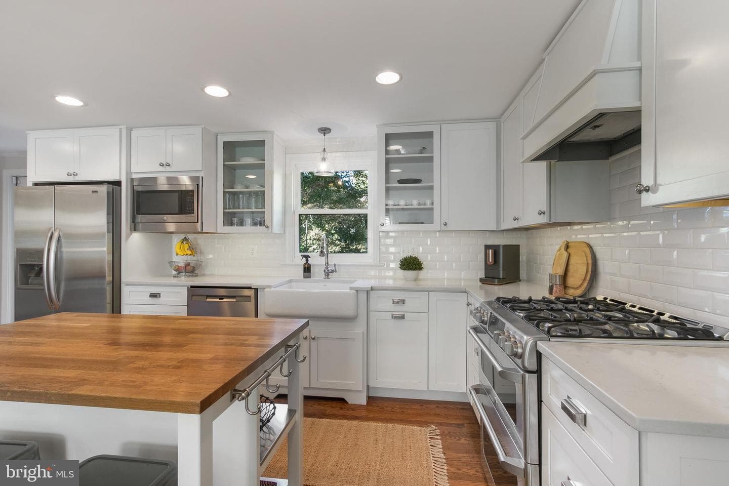 1401 Fallsmead Way photo 15