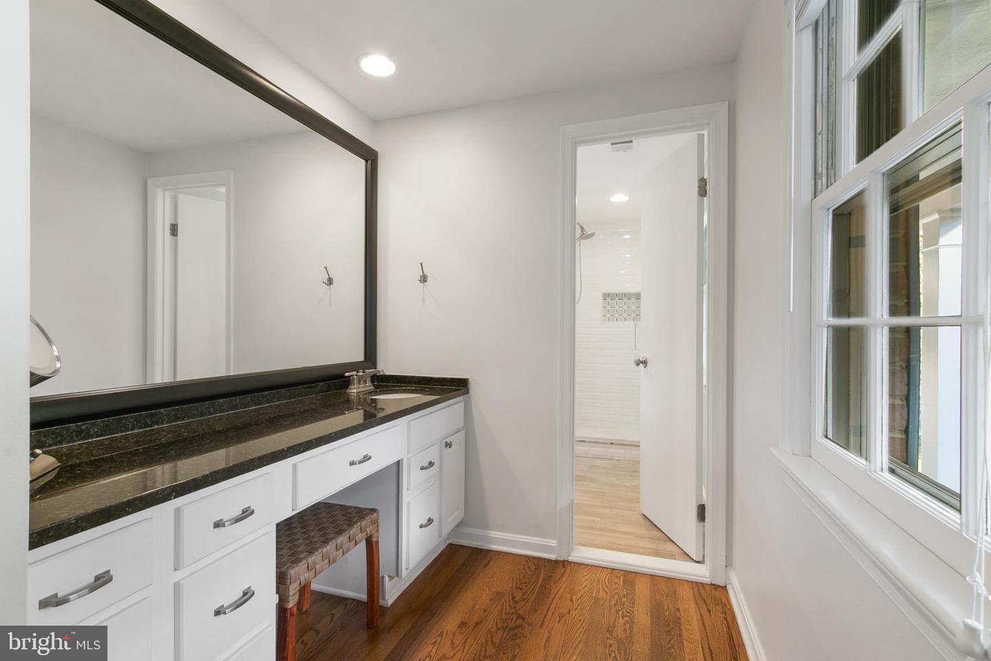 1401 Fallsmead Way photo 38