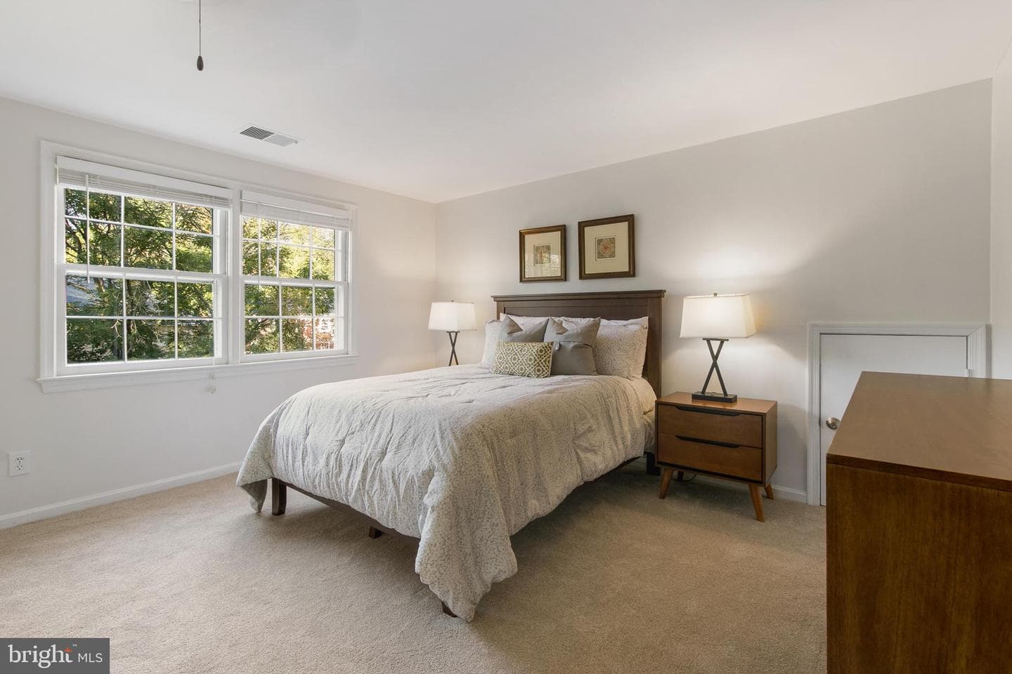 1401 Fallsmead Way photo 43