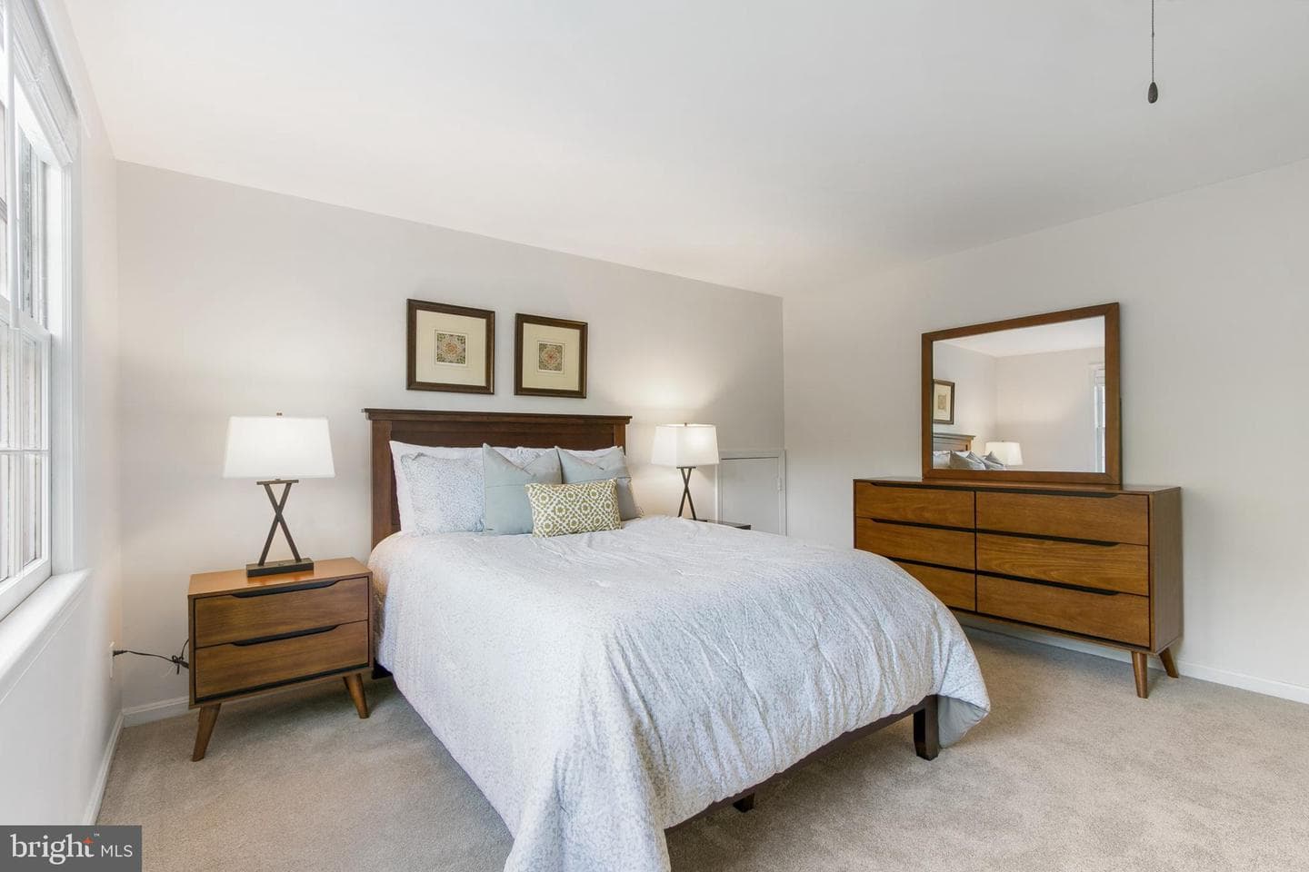 1401 Fallsmead Way photo 44