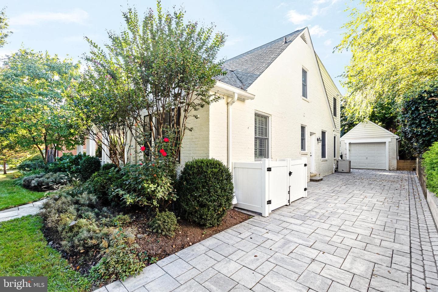 4106 Aspen Street photo 2