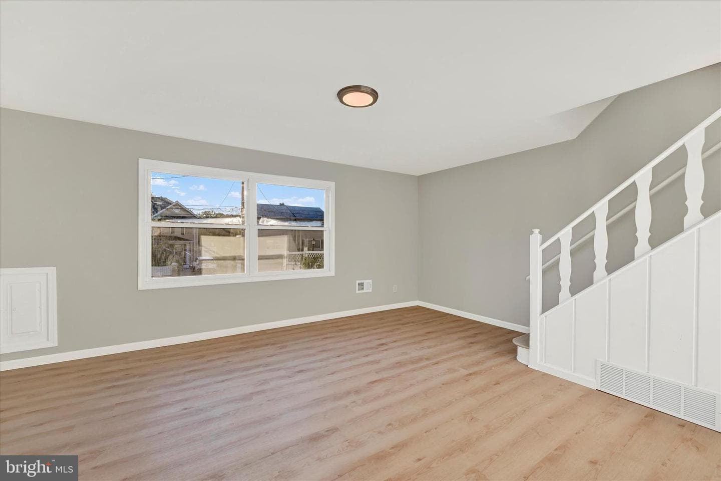 12106 Bluhill Road photo 4