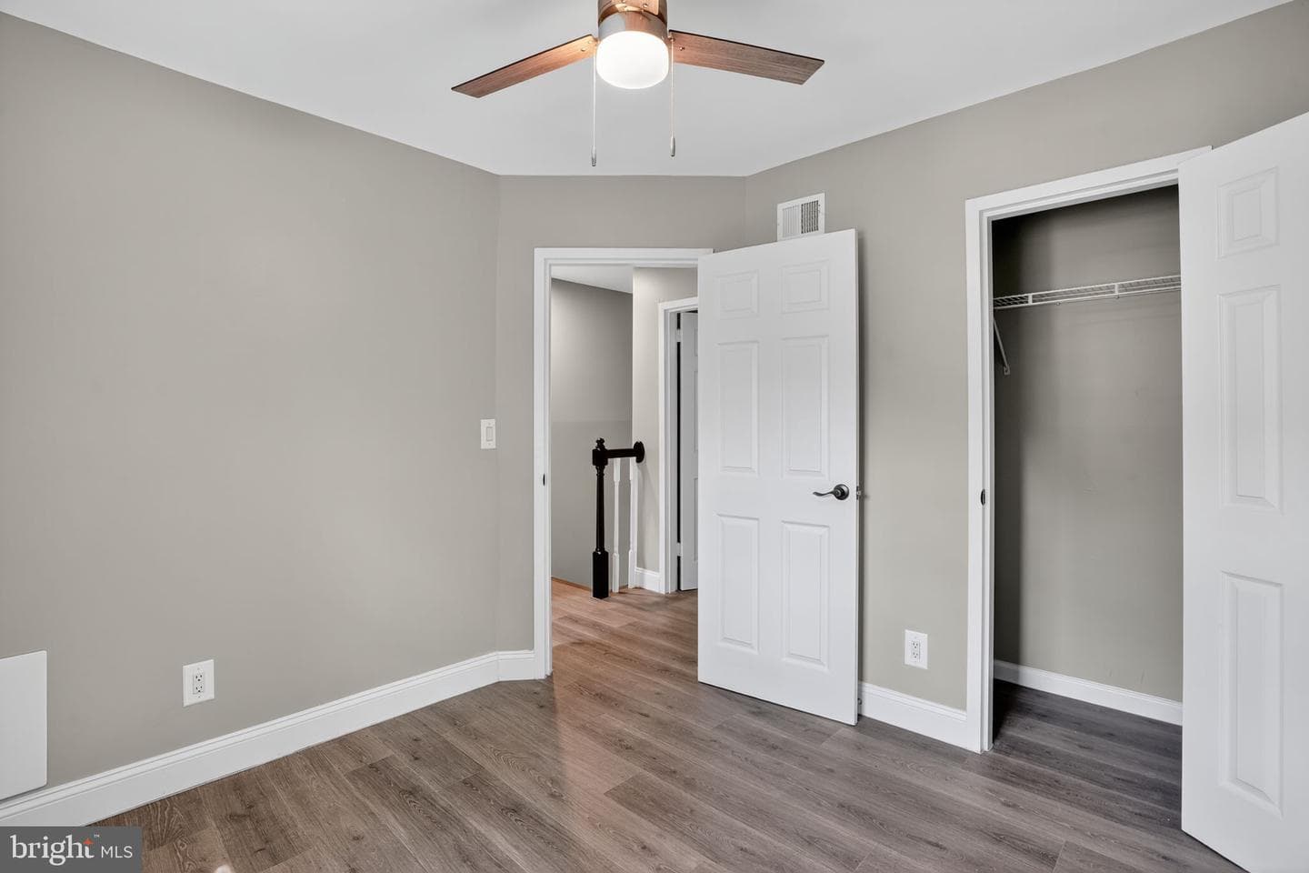 1704 E West Highway #1704 photo 19