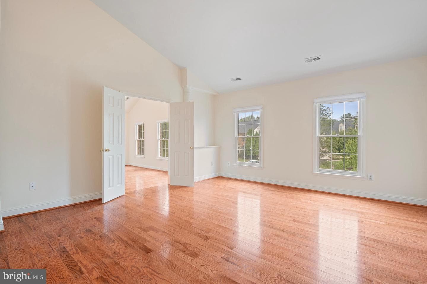 10604 Maplecrest photo 29