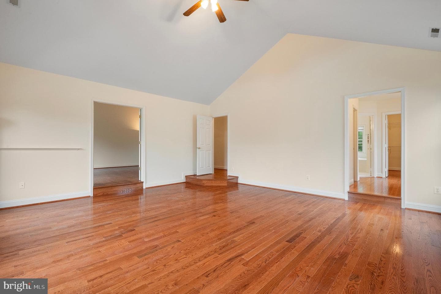 10604 Maplecrest photo 31