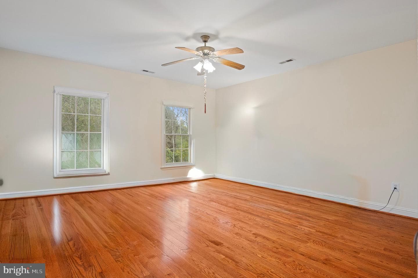10604 Maplecrest photo 42