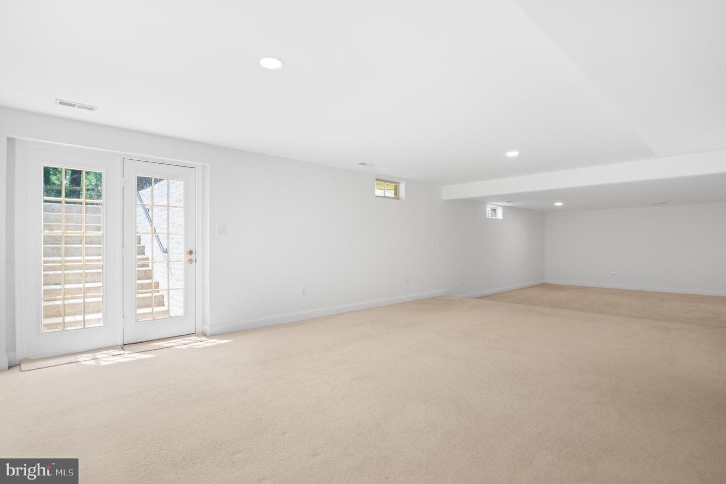 10604 Maplecrest photo 63