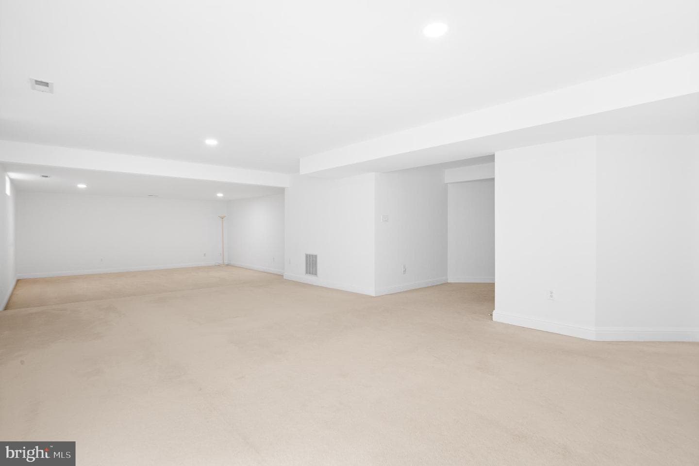 10604 Maplecrest photo 64