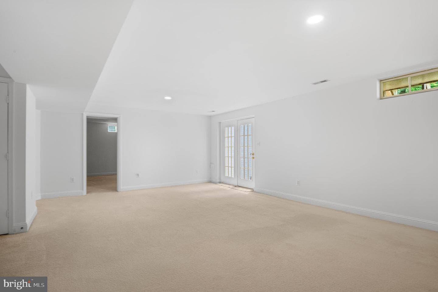 10604 Maplecrest photo 66
