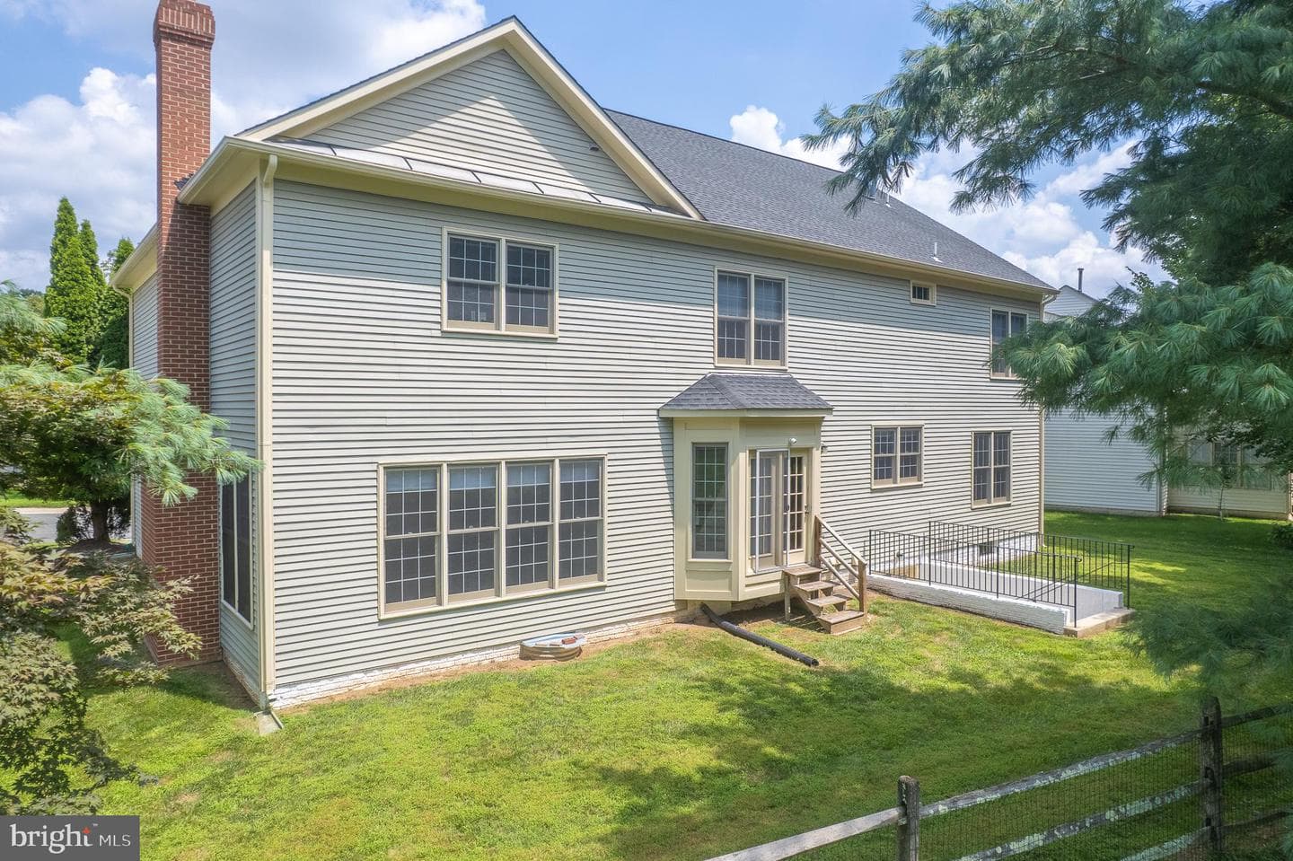 10604 Maplecrest photo 70