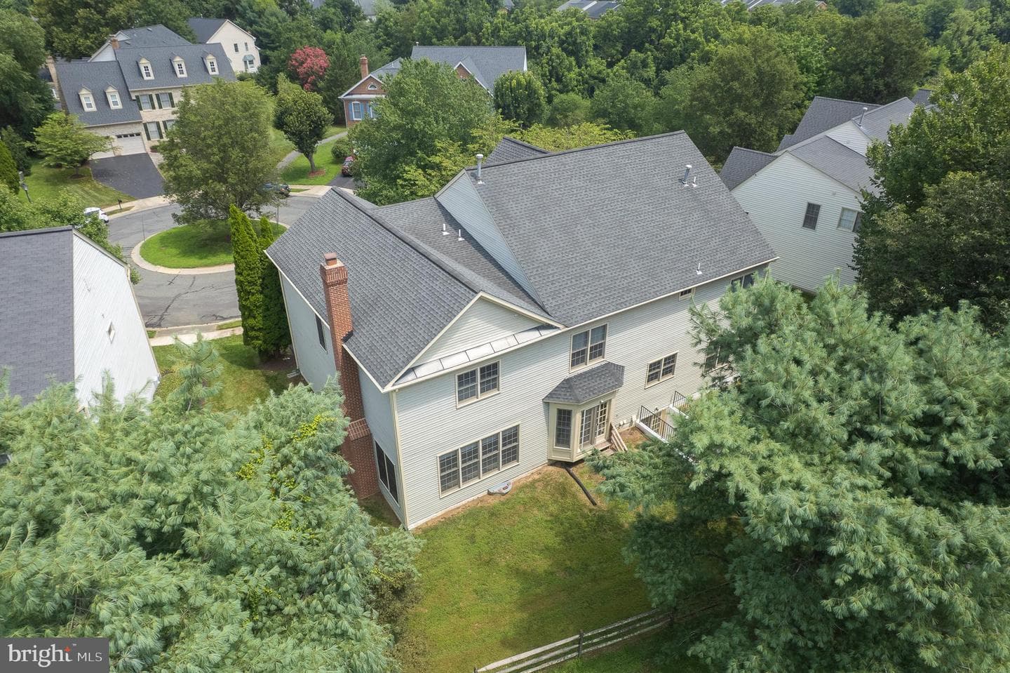 10604 Maplecrest photo 72