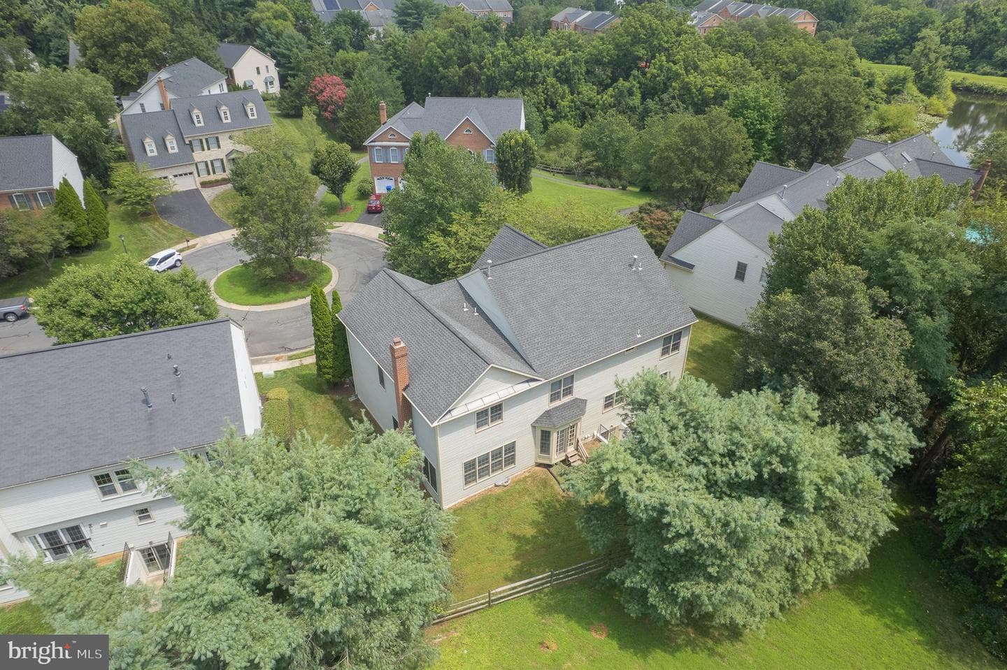 10604 Maplecrest photo 77