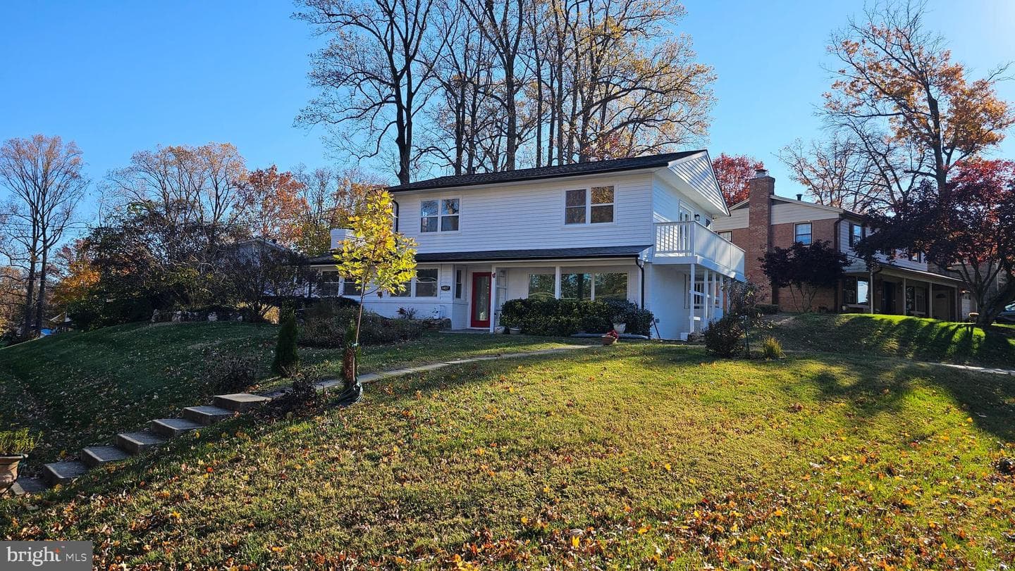 1407 Northcrest Drive photo 3
