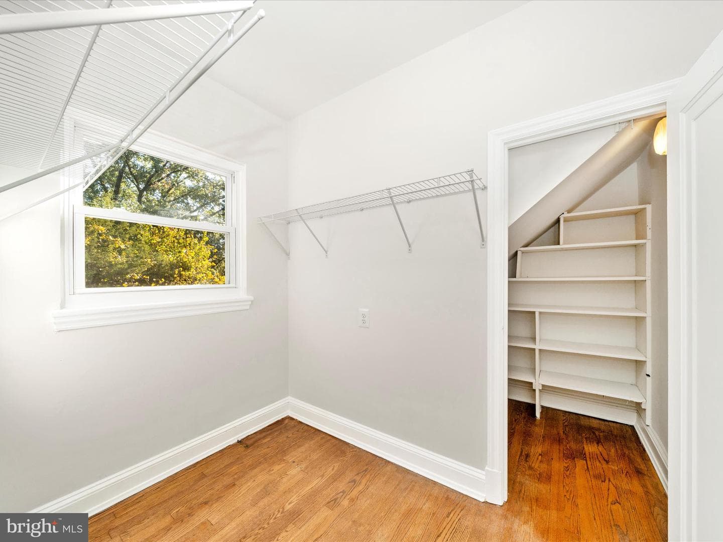 8203 Greenwood Avenue photo 30