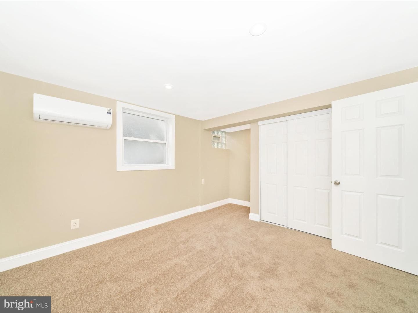 8203 Greenwood Avenue photo 37