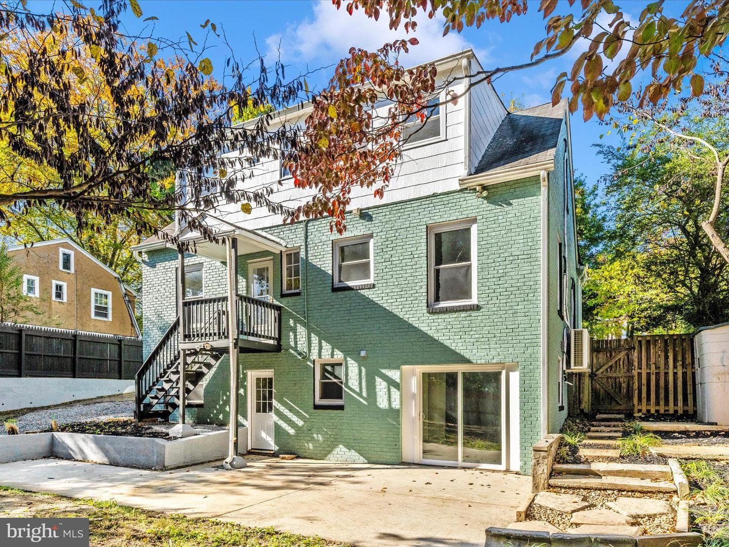 8203 Greenwood Avenue photo 43