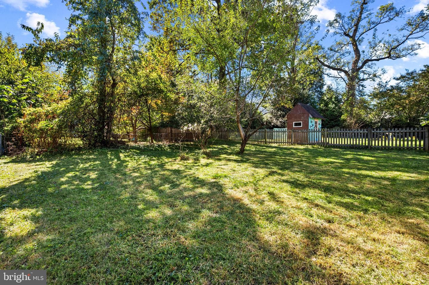 708 Hankin Street photo 30