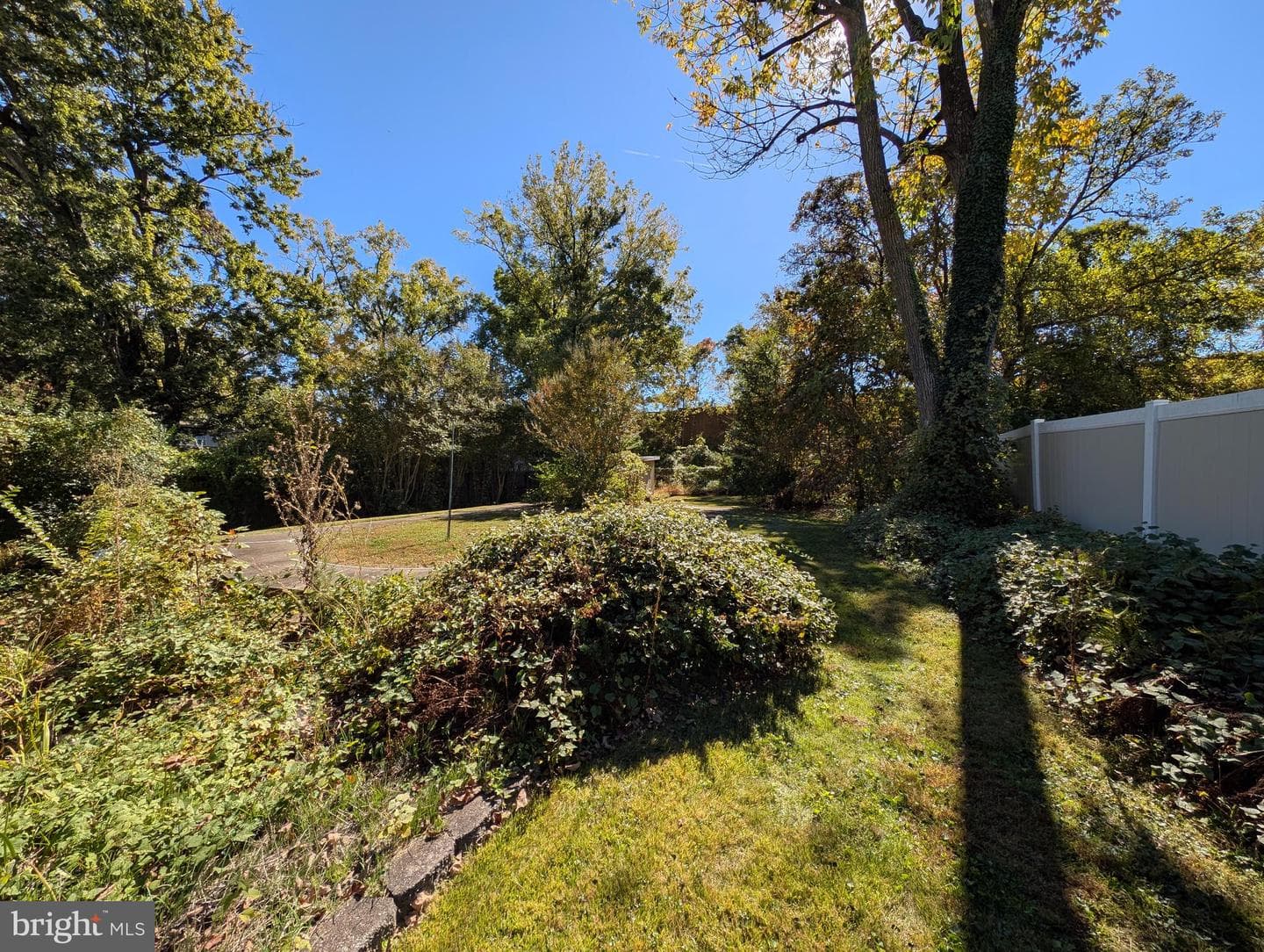 5902 Ipswich Road photo 3