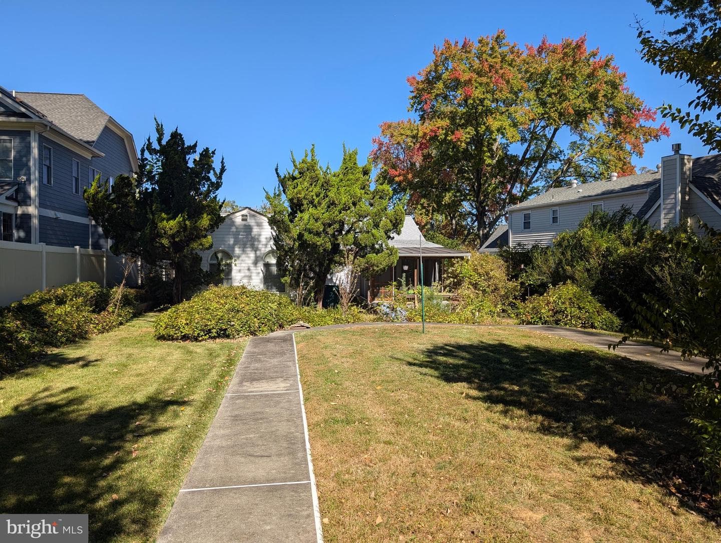 5902 Ipswich Road photo 5