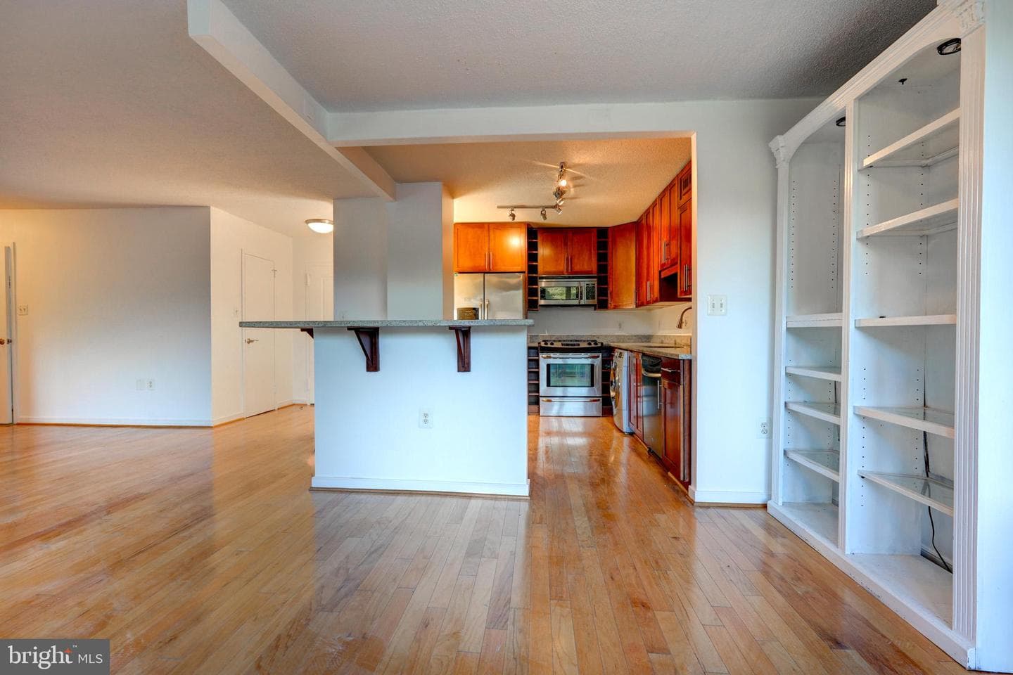 7333 New Hampshire Avenue #510 S photo 16