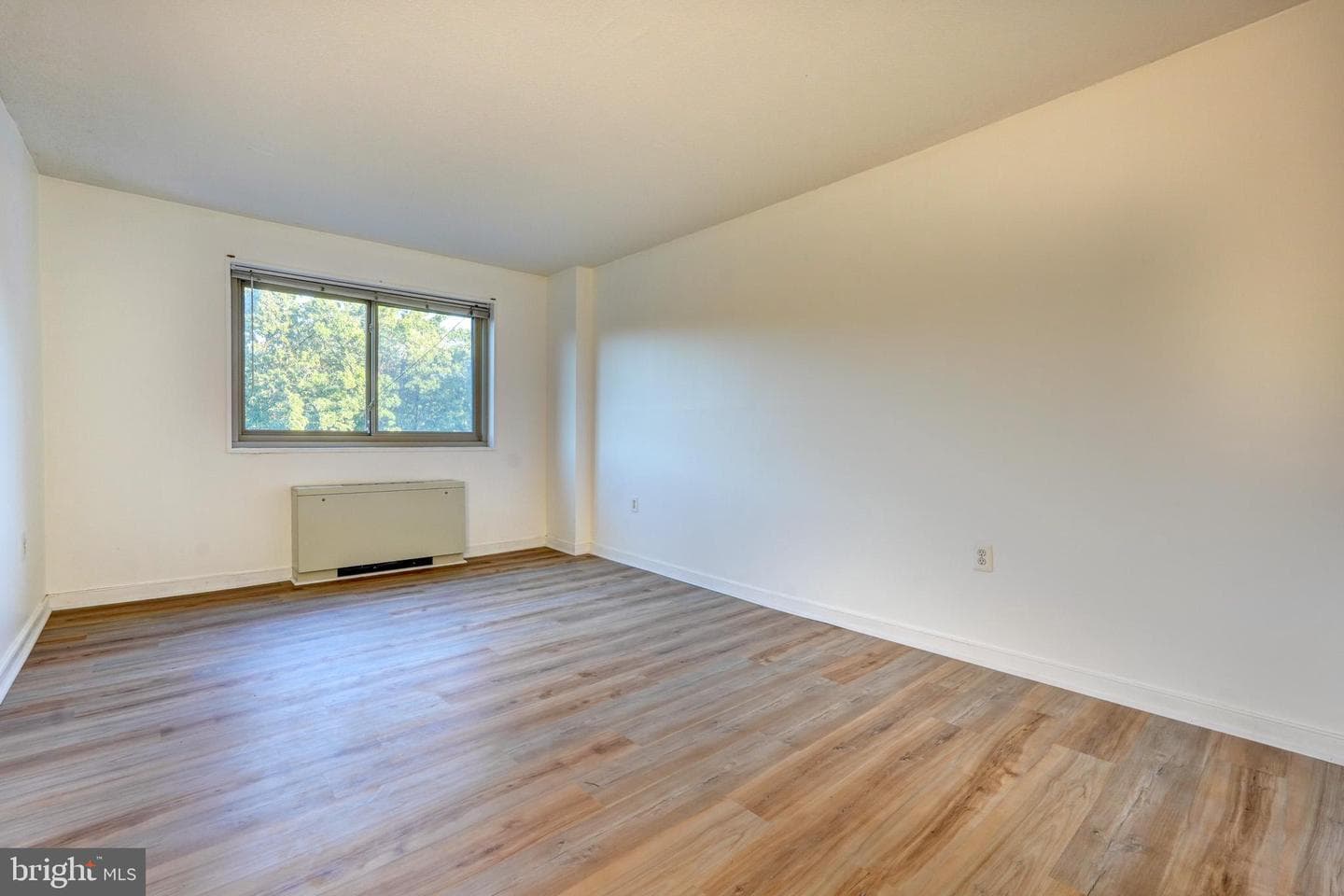 7333 New Hampshire Avenue #510 S photo 20