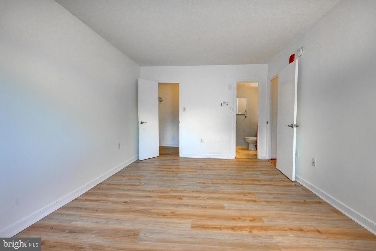 7333 New Hampshire Avenue #510 S photo 22