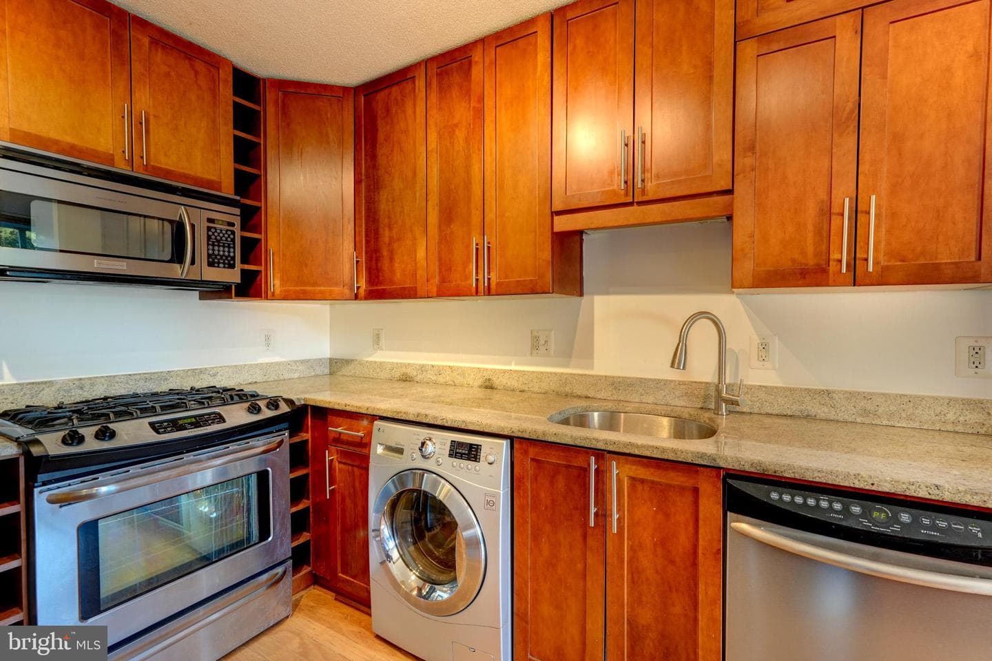 7333 New Hampshire Avenue #510 S photo 3