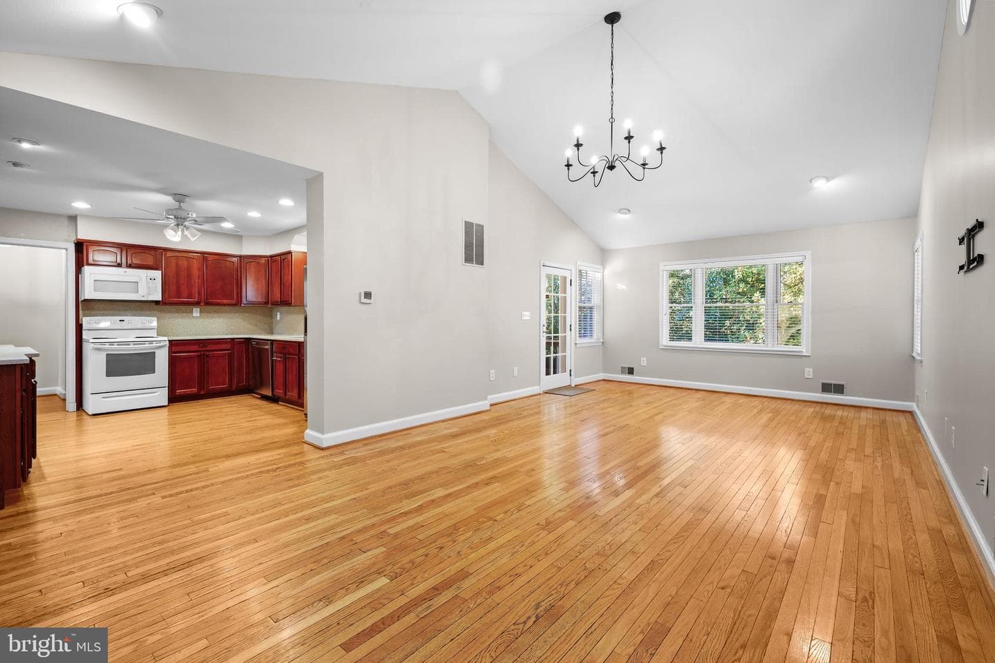 9640 Culver Street photo 16