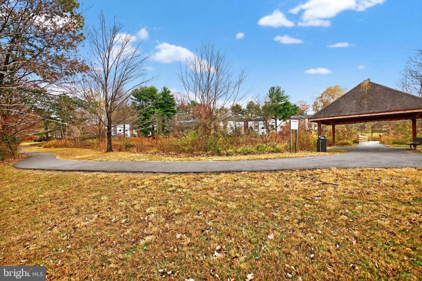 9961 Lake Landing Road photo 32