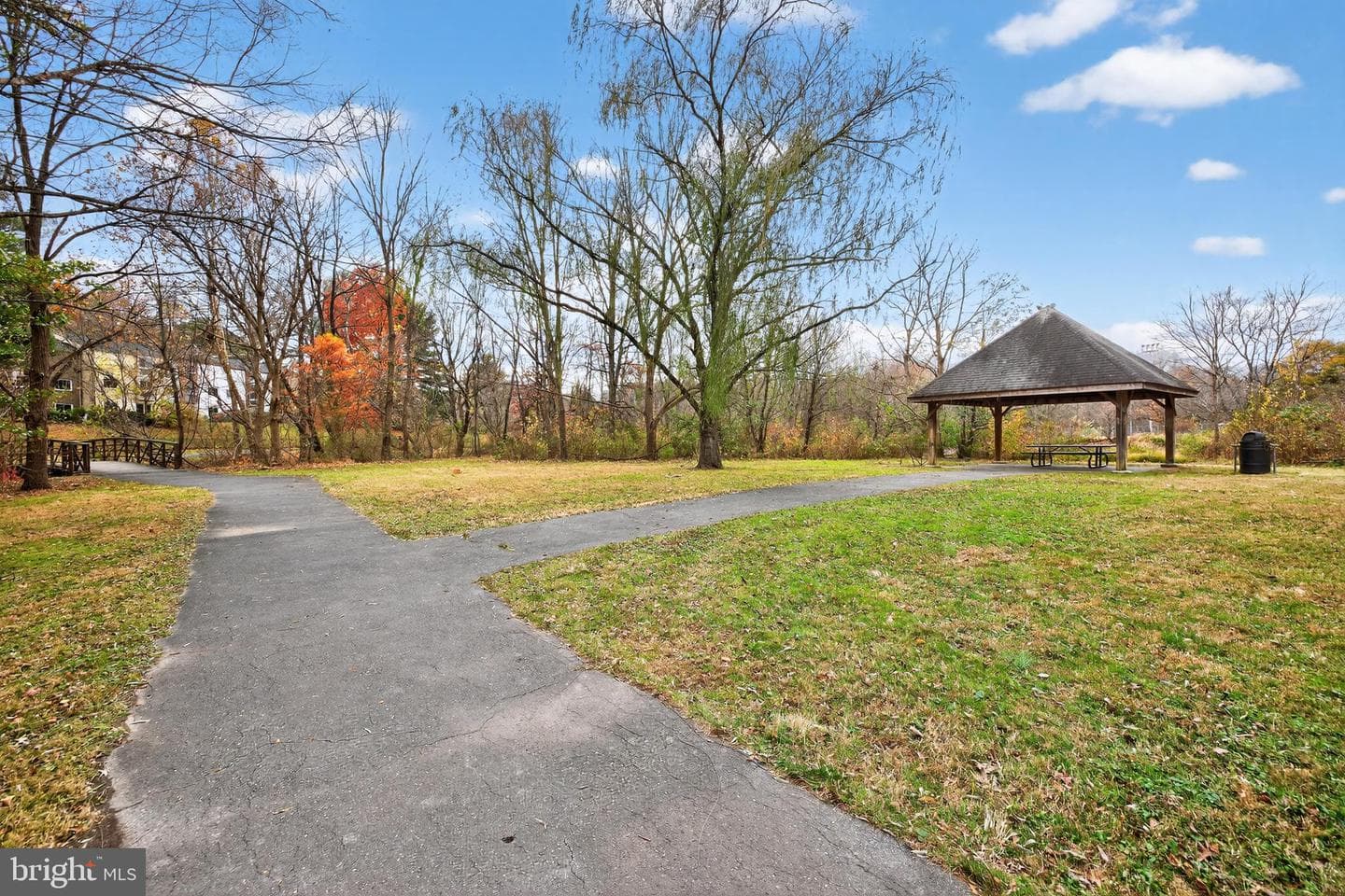 9961 Lake Landing Road photo 35