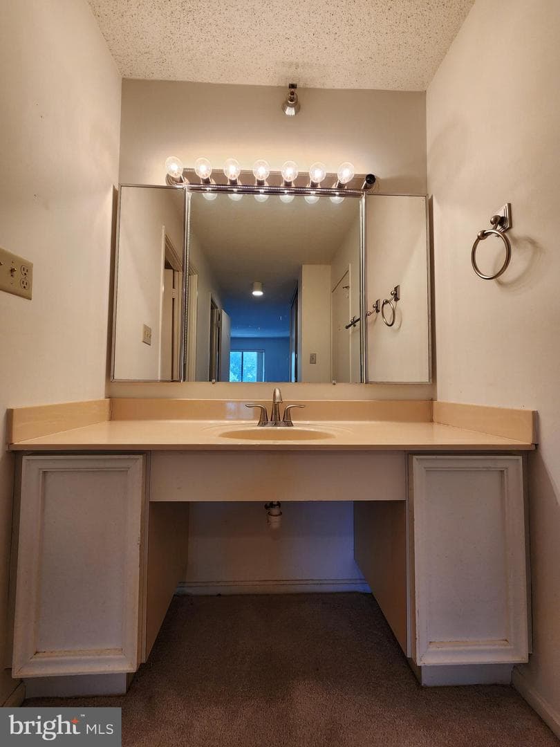 15100 Interlachen Drive #4-701 photo 21