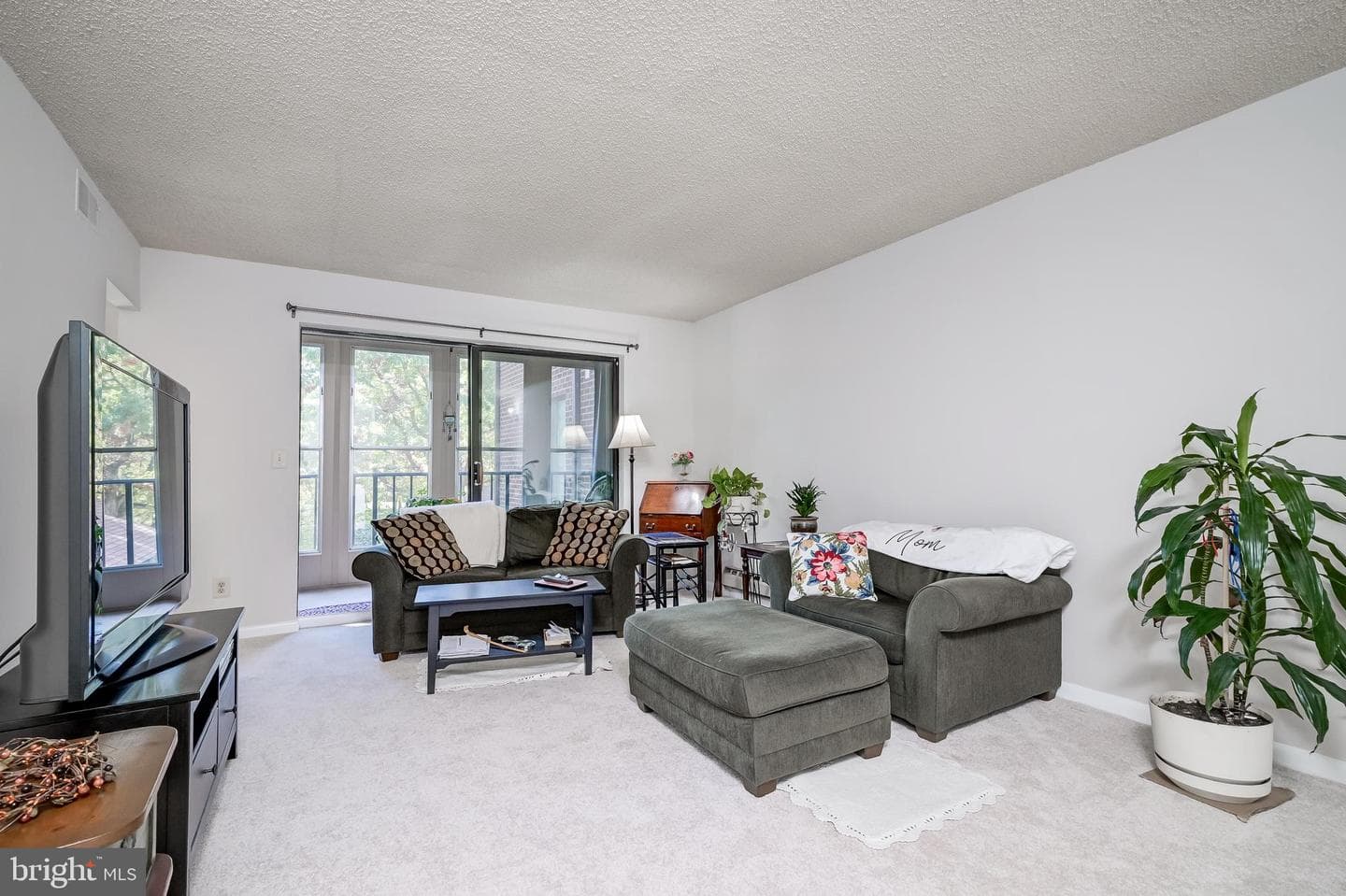 15211 Elkridge Way #94-2f photo 8