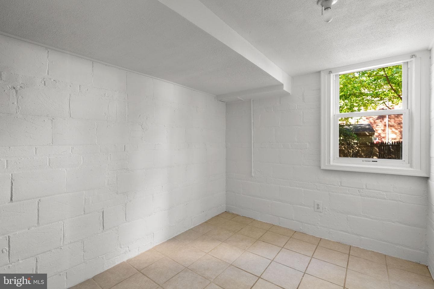 8702 Reading Road photo 30