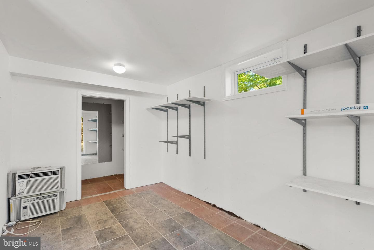 8702 Reading Road photo 36