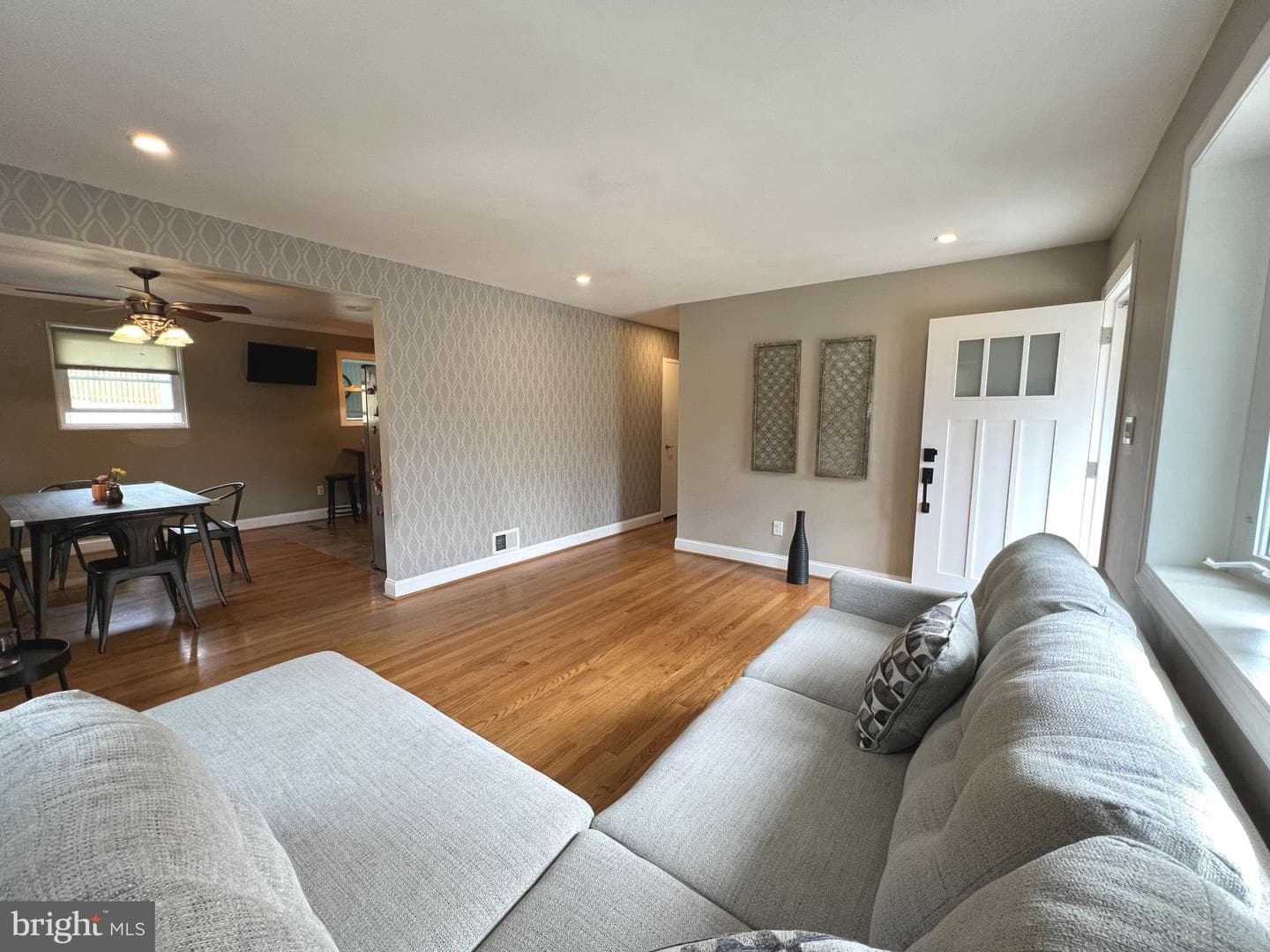 1001 Gabel Street photo 13