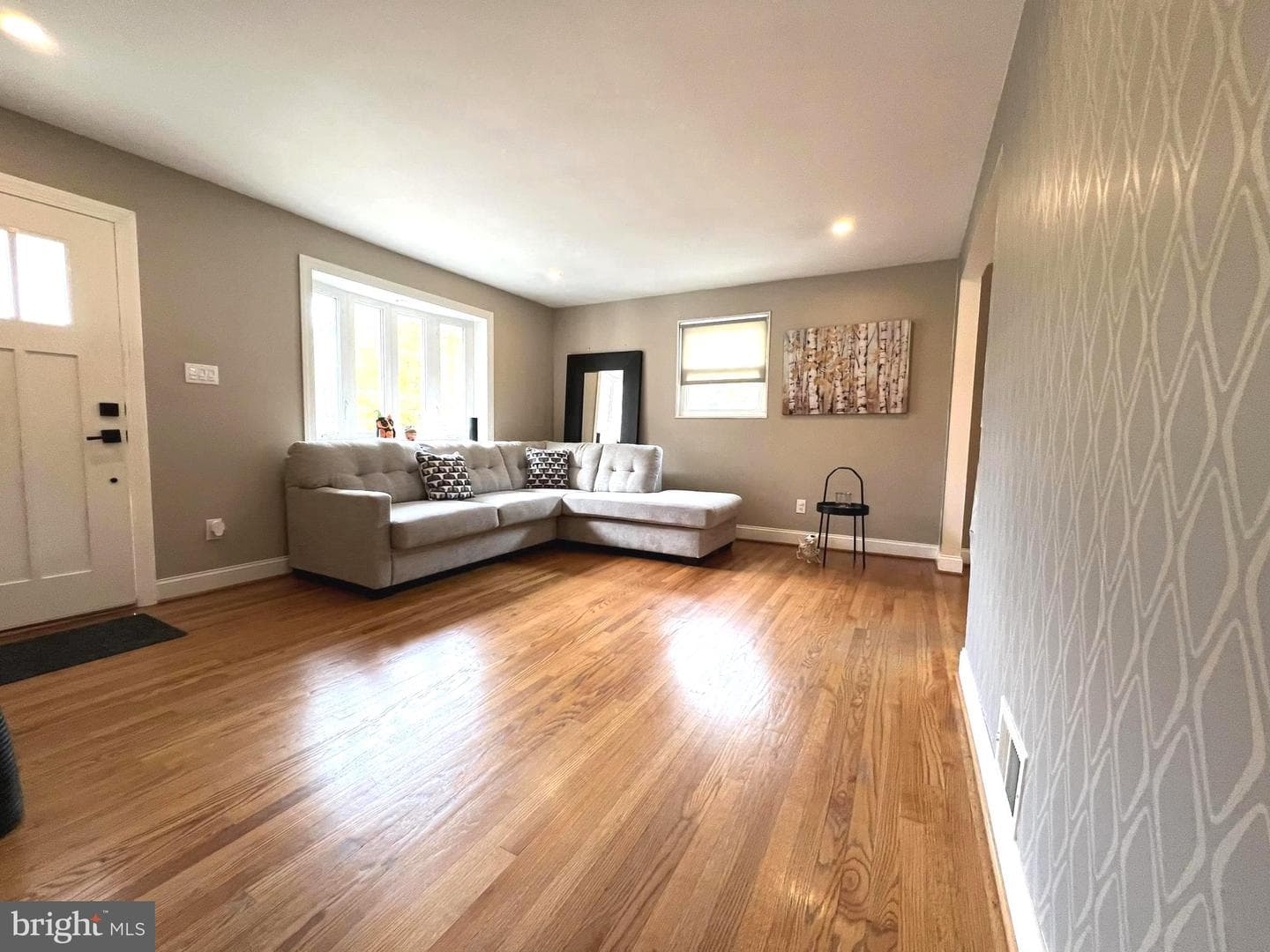 1001 Gabel Street photo 8